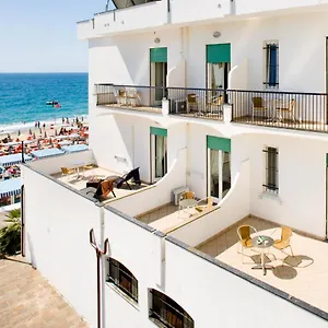 Ligure 3*, Spotorno Italien