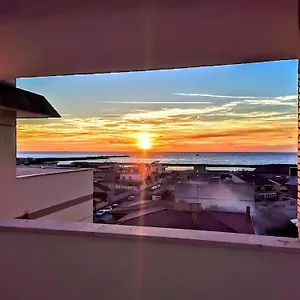 Apartament Vuel Sea View House -10 Minutes From The Airport, Fiumicino