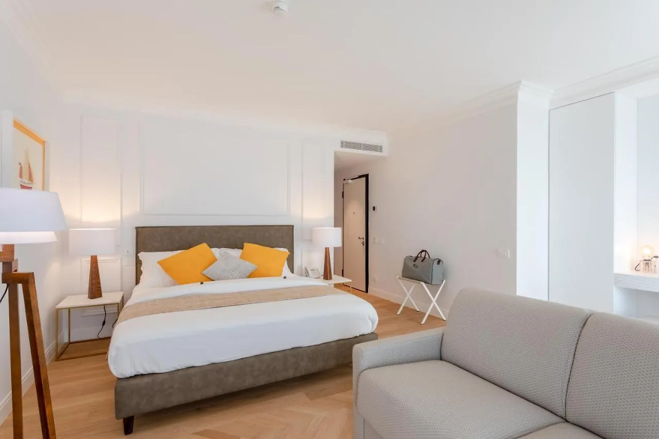 Porto Romano - The Marina Resort Fiumicino 4*,