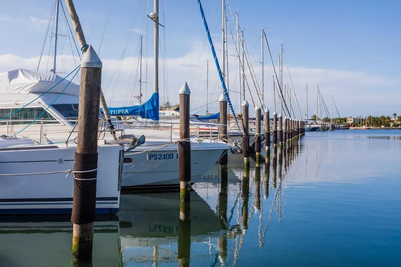 Porto Romano - The Marina Resort Fiumicino Szálloda